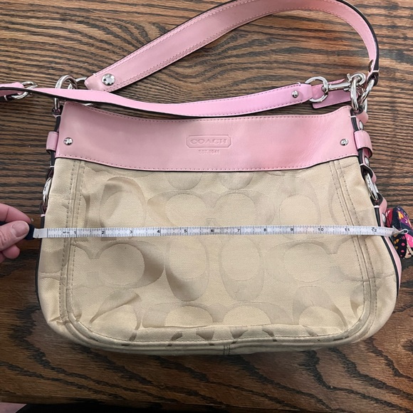 Authentic Coach Shoulder Bag - Picture 9 of 11
